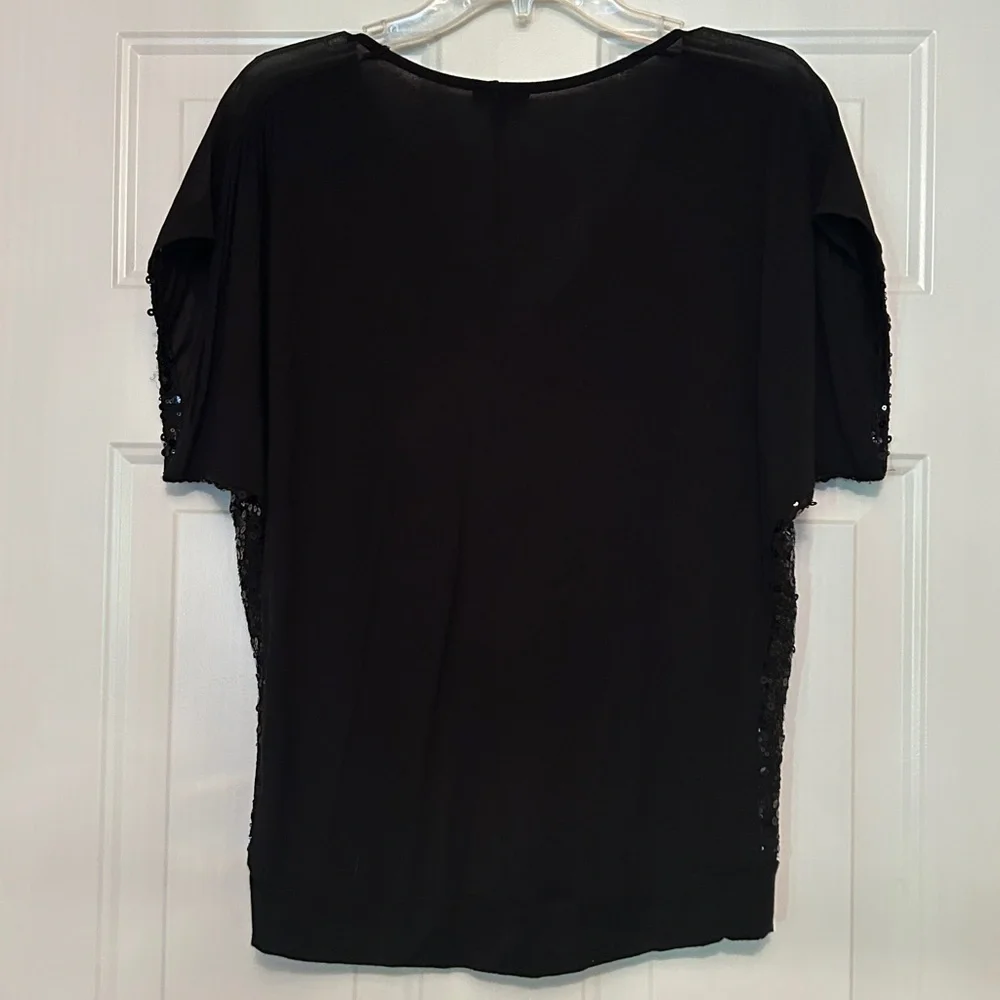 Express Sequin V-Neck Blouse S Black Festive Holiday Cocktail Party Date Night
